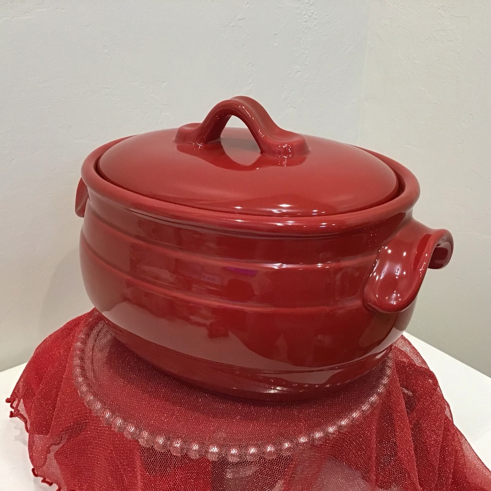 Celebrating Home Red Stoneware Beanpot / Casserole Dish – Like New – $37 ❤️